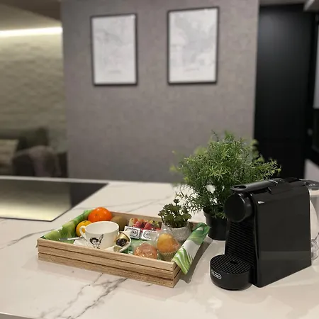 Daire C&g Atico Centrico Con Terraza *