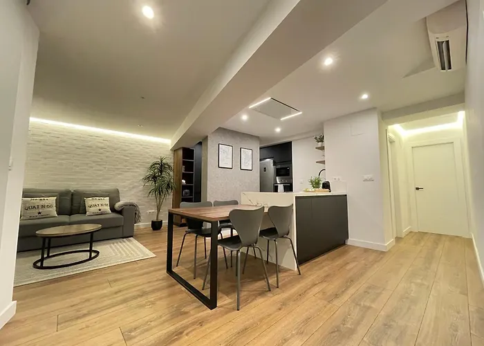 C&g Atico Centrico Con Terraza Ourense