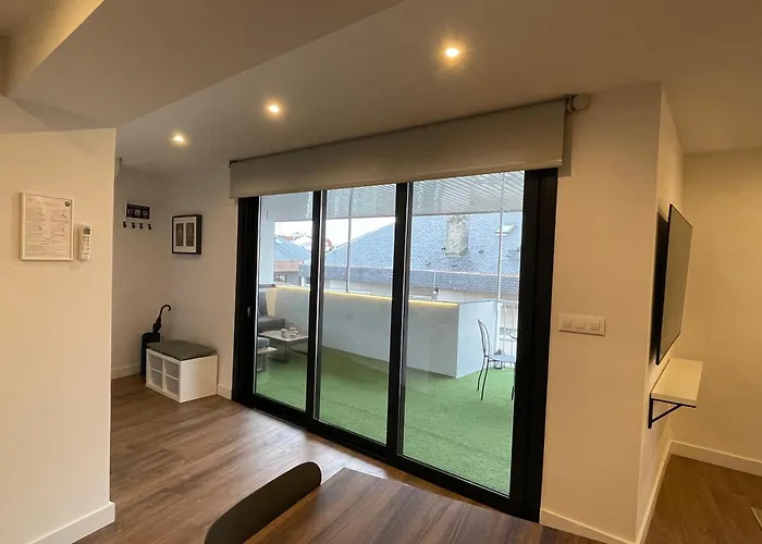 C&g Atico Centrico Con Terraza Ourense